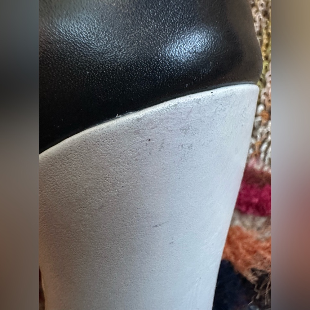 SOLD!! Fluevog VINTAGE EXCELLENT Choice Hi Vanny black/white heart heels❤️ 7 - Picture 11 of 16